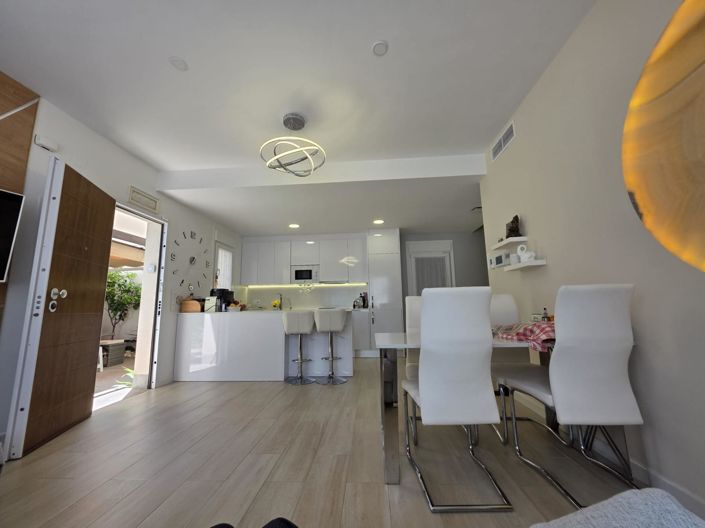 Image No.42-3 Bed Villa for sale