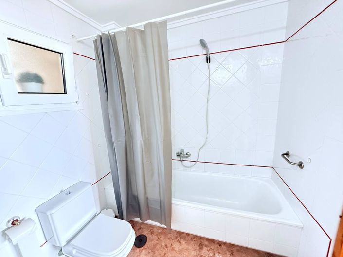 Image No.29-3 Bed Apartment for sale