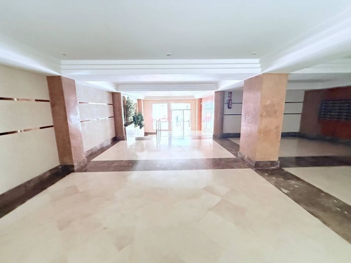 Image No.36-3 Bed Apartment for sale