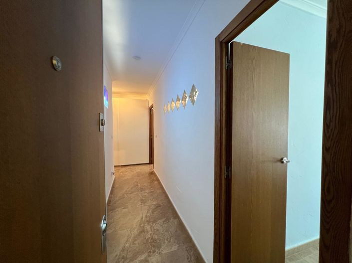 Image No.1-3 Bed Apartment for sale