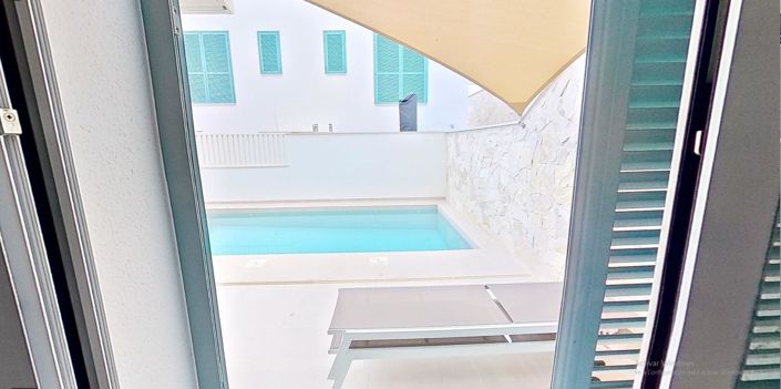 Image No.37-3 Bed Bungalow for sale