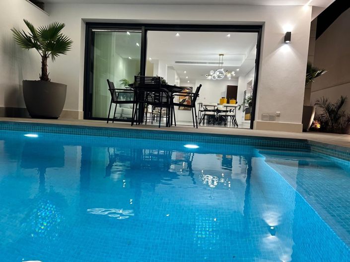Image No.1-3 Bed Villa for sale