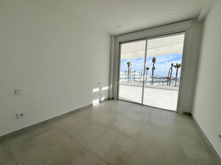 Image No.13-3 Bed Apartment for sale