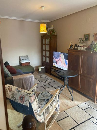 Image No.15-3 Bed House for sale