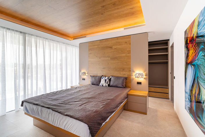 Image No.9-5 Bed Villa for sale