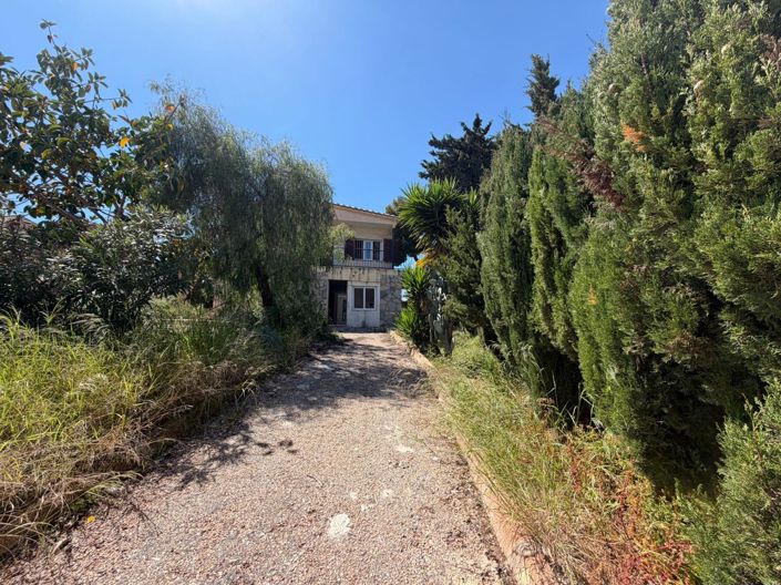 Image No.2-Villa de 4 chambres à vendre à Torrevieja