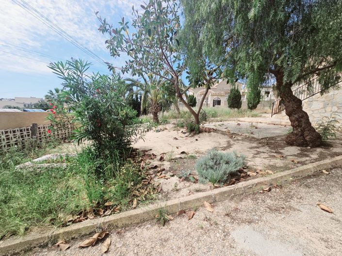 Image No.4-4 Bed Villa for sale