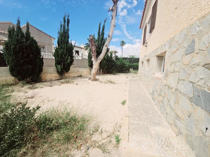Image No.4-Villa de 4 chambres à vendre à Torrevieja