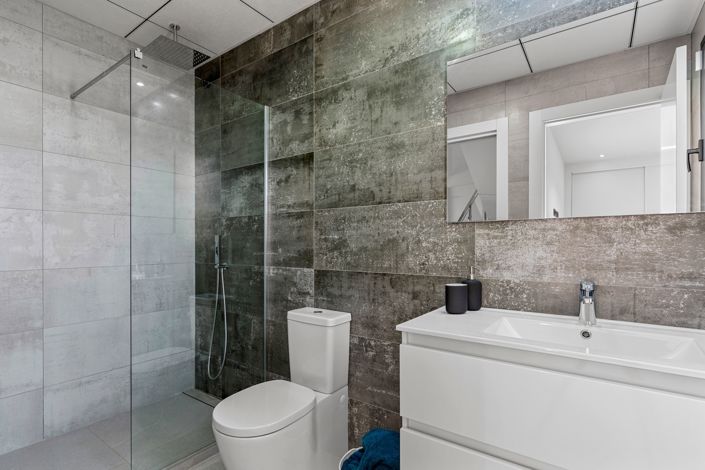 Image No.10-4 Bed Villa for sale