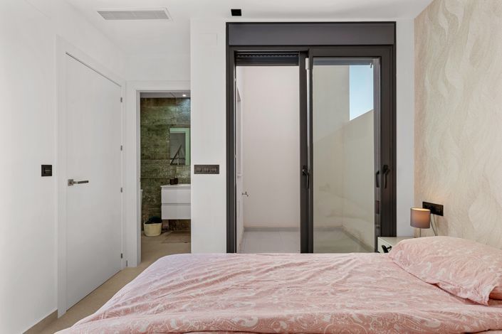 Image No.9-Villa de 4 chambres à vendre à Ciudad Quesada