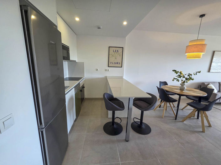 Image No.8-3 Bed Apartment for sale