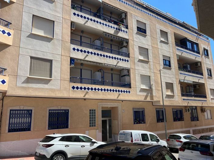 Image No.1-2 Bed Apartment for sale