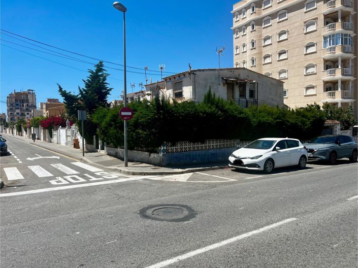 Image No.1-3 Bed Duplex for sale