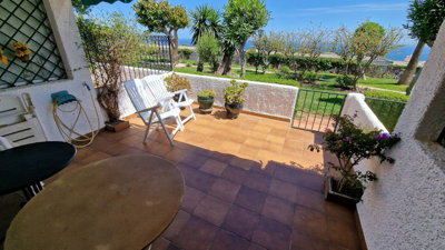 r50242813image