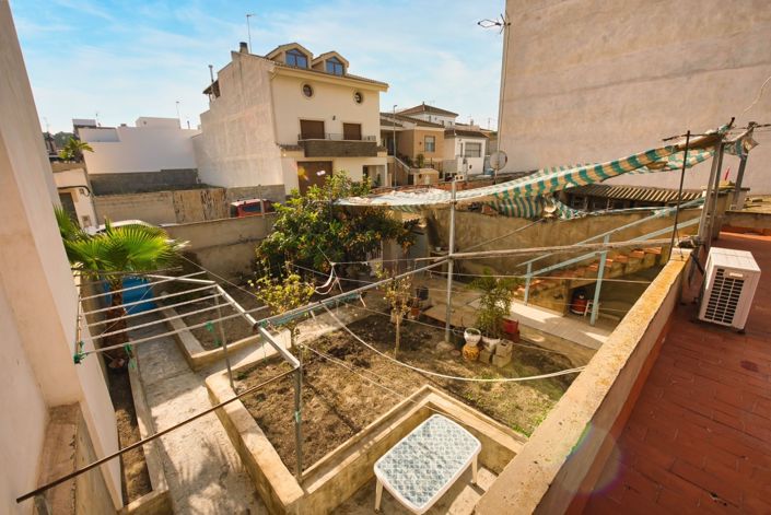 Image No.2-3 Bed Townhouse for sale