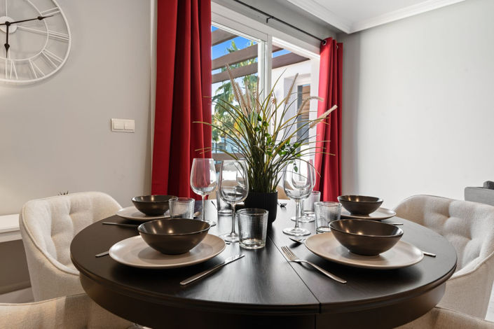 Image No.2-2 Bed Villa for sale