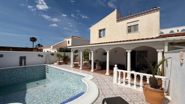 Image No.4-3 Bed Villa for sale