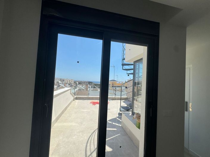 Image No.17-4 Bed Villa for sale