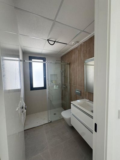 Image No.18-4 Bed Villa for sale