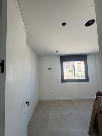 Image No.28-4 Bed Villa for sale