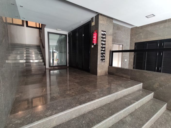 Image No.36-3 Bed Apartment for sale