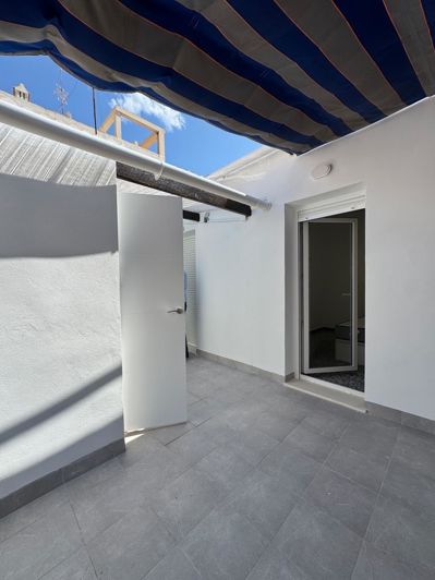 Image No.2-Maison de ville de 5 chambres à vendre à Torrevieja