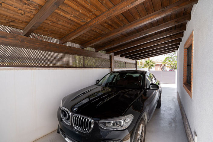 Image No.31-5 Bed House for sale