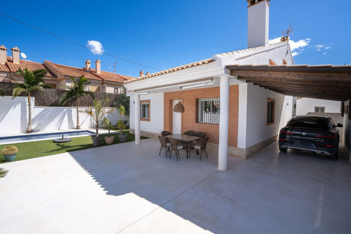 Image No.4-5 Bed House for sale