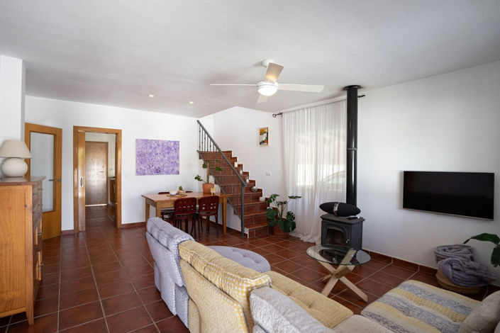Image No.5-5 Bed House for sale