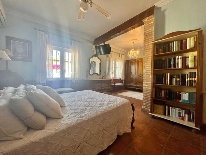 Image No.25-3 Bed Villa for sale