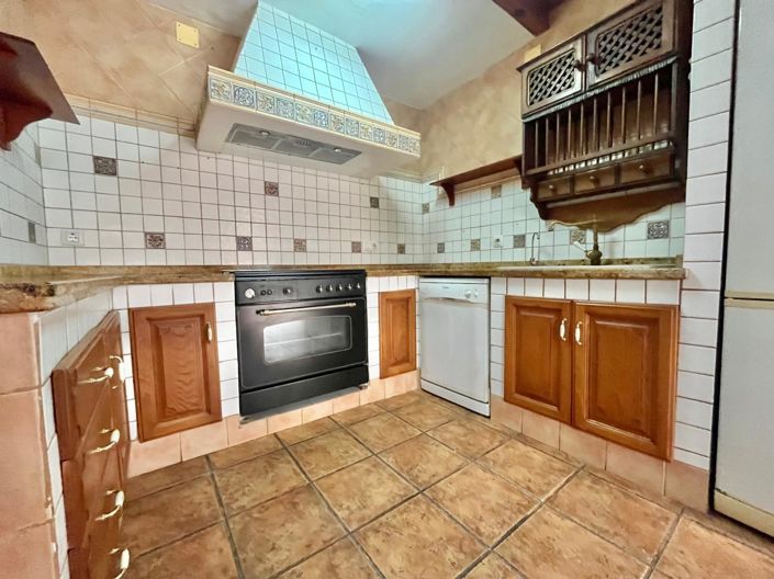 Image No.27-3 Bed Villa for sale