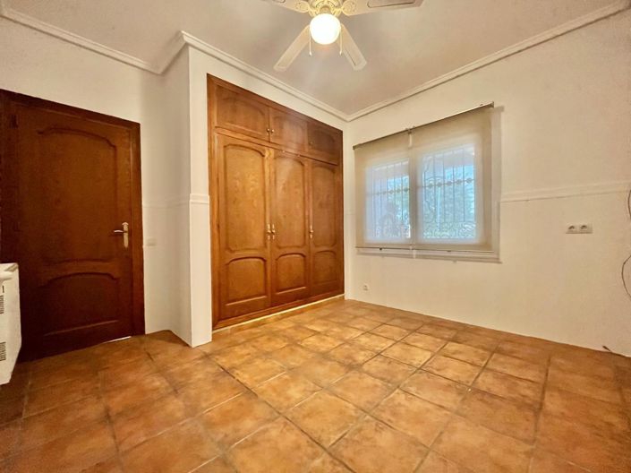 Image No.30-3 Bed Villa for sale