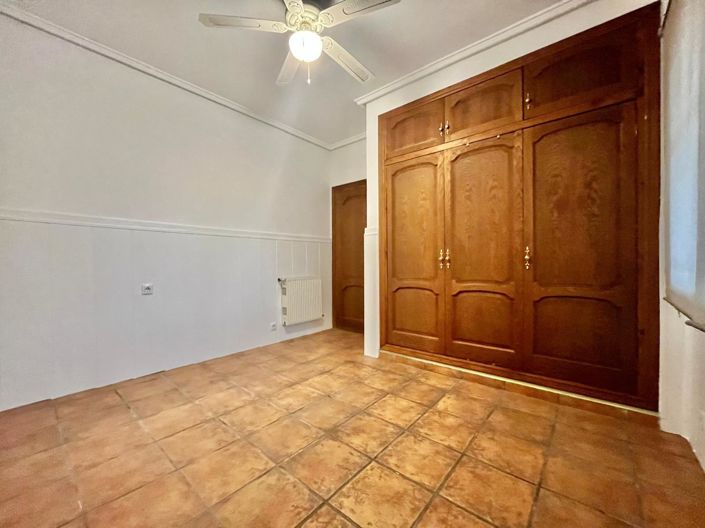 Image No.31-3 Bed Villa for sale