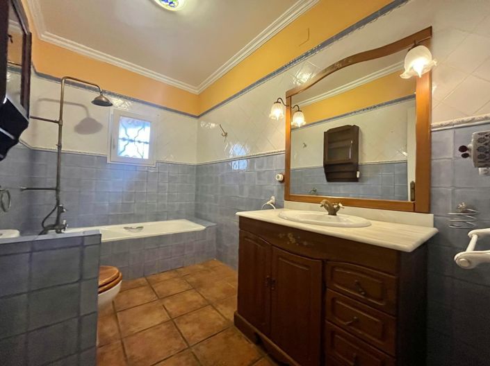 Image No.37-3 Bed Villa for sale