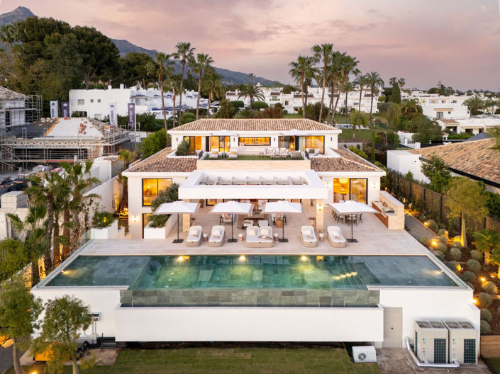 Image No.1-6 Bed Villa for sale
