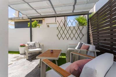 villa-santa-pola-107974057-15