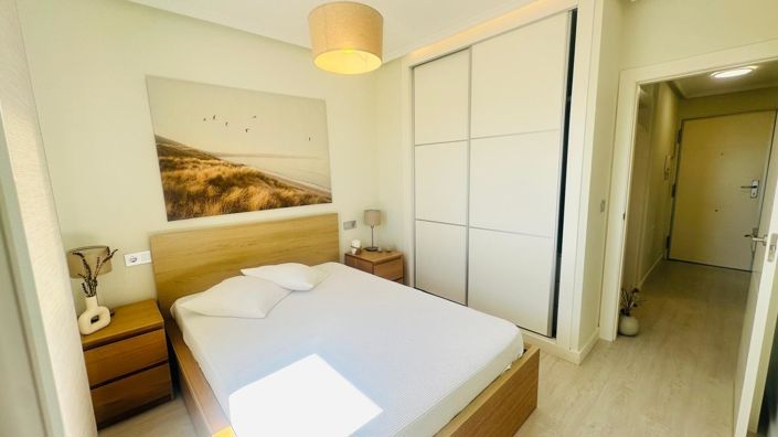 Image No.23-2 Bed Apartment for sale