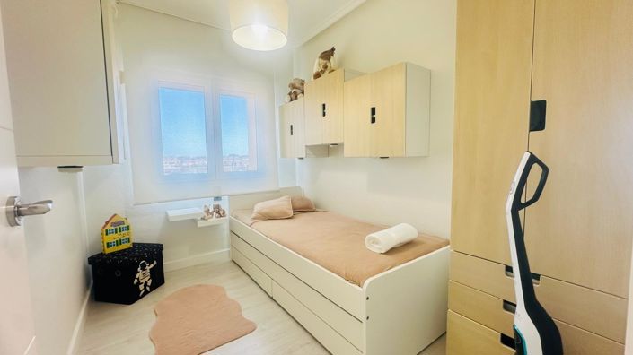 Image No.29-2 Bed Apartment for sale