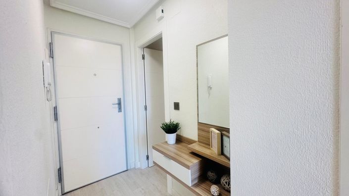 Image No.33-2 Bed Apartment for sale