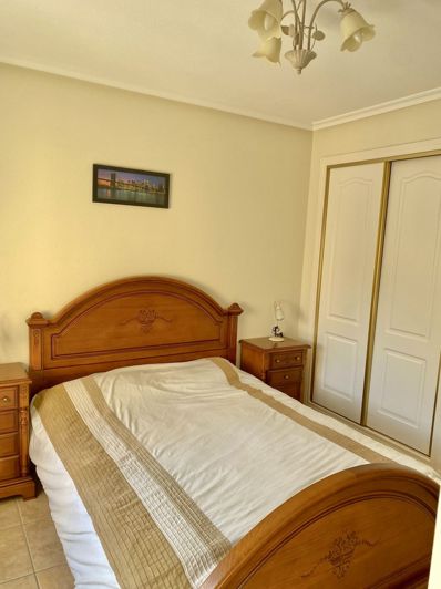 Image No.12-3 Bed House for sale