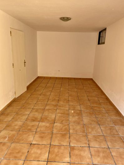 Image No.20-3 Bed House for sale