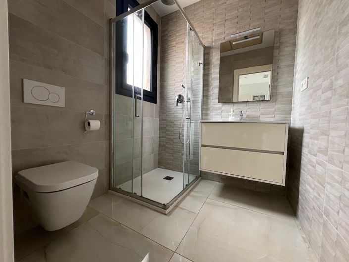 Image No.15-3 Bed Villa for sale