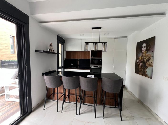 Image No.27-3 Bed Villa for sale