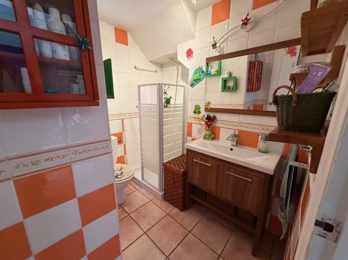 Image No.9-3 Bed Villa for sale