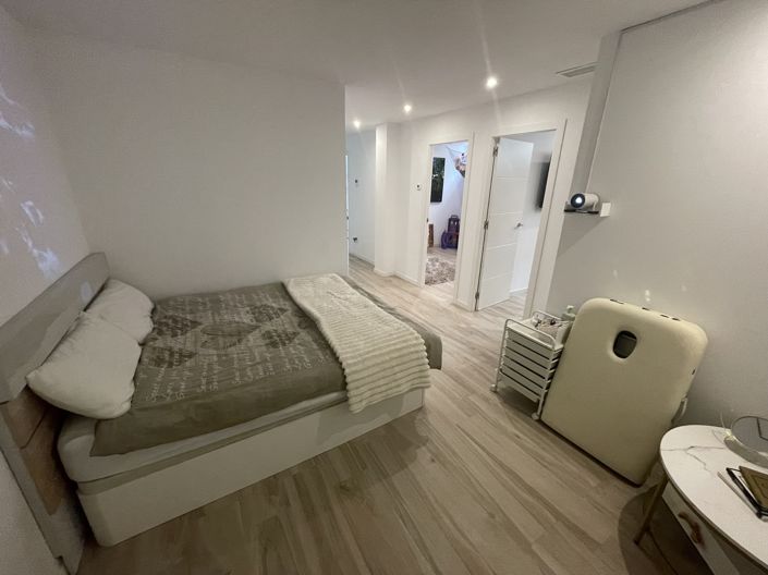 Image No.19-4 Bed Villa for sale