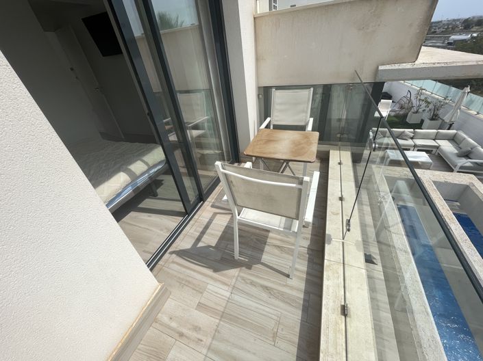 Image No.29-4 Bed Villa for sale