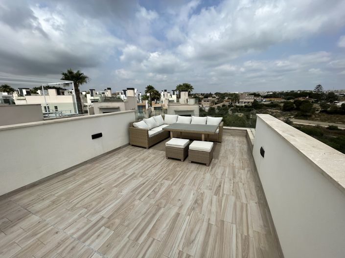 Image No.36-4 Bed Villa for sale