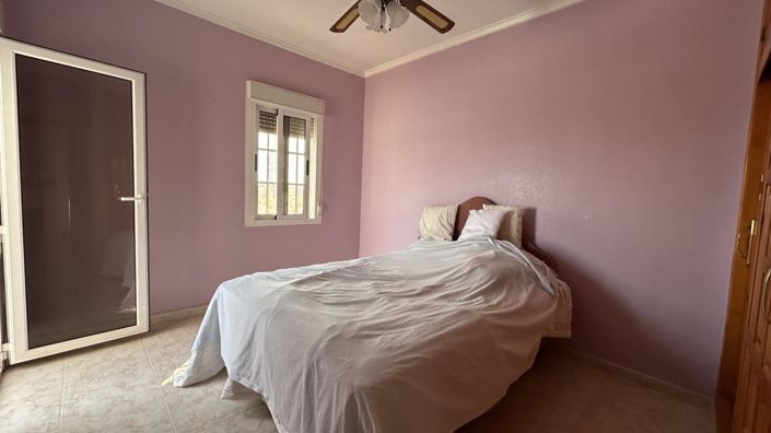 Image No.37-5 Bed Villa for sale