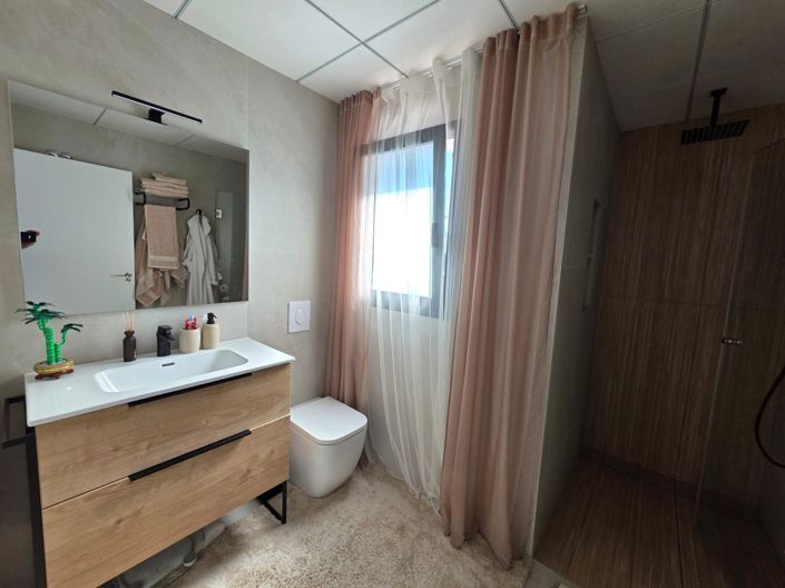 Image No.19-2 Bed Villa for sale