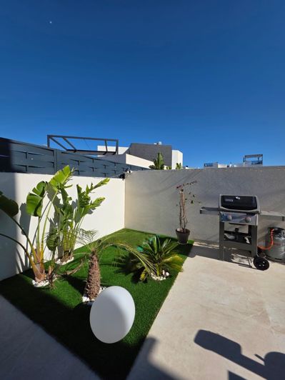 Image No.33-2 Bed Villa for sale